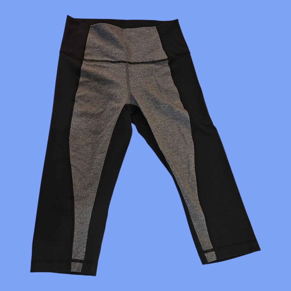 Lululemon Short Black and Gray Leggings